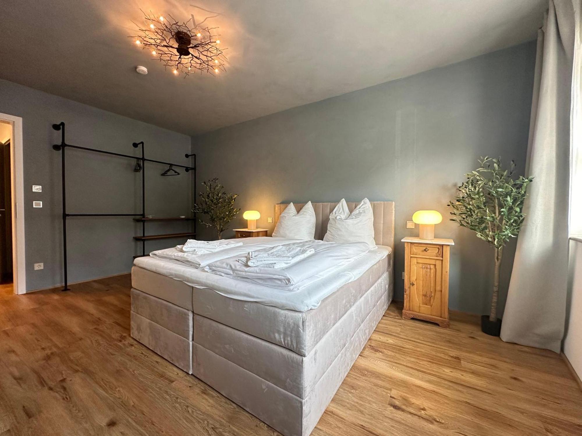 Vaicun Stays - Luxury Apartments - Apartments Mit Blick Auf Den Tegernsee Гмунд ам Тегернзее Екстериор снимка