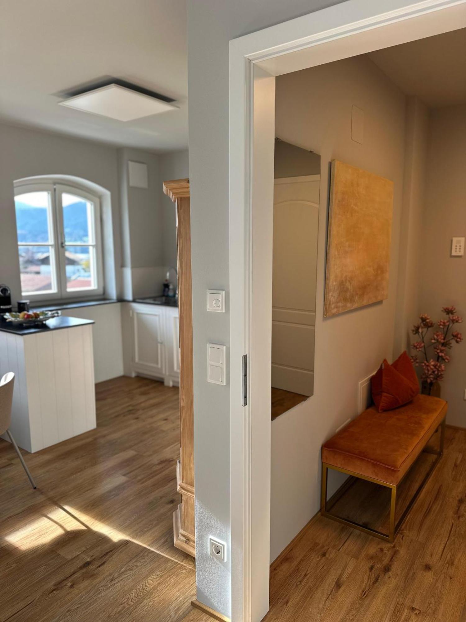 Vaicun Stays - Luxury Apartments - Apartments Mit Blick Auf Den Tegernsee Гмунд ам Тегернзее Екстериор снимка