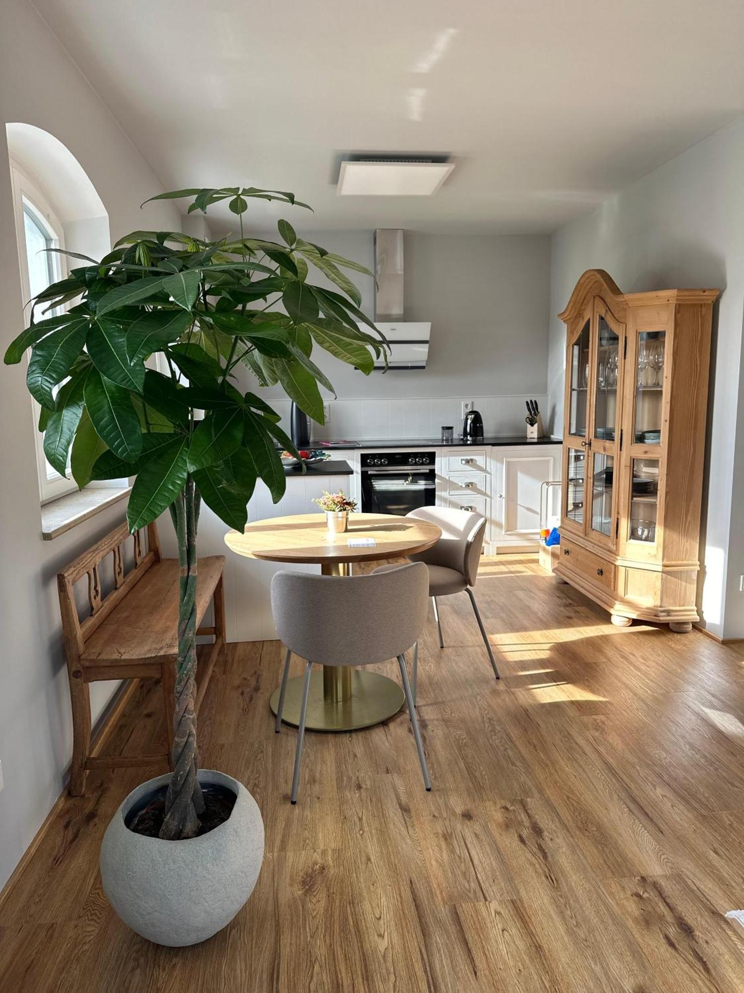 Vaicun Stays - Luxury Apartments - Apartments Mit Blick Auf Den Tegernsee Гмунд ам Тегернзее Екстериор снимка